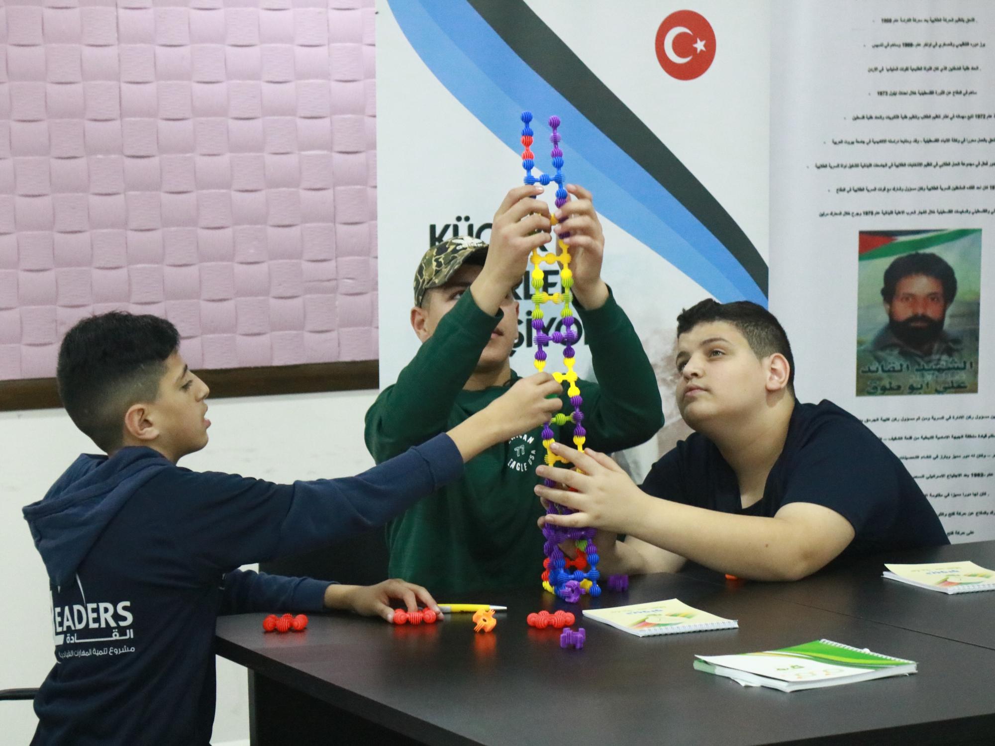 القادة
